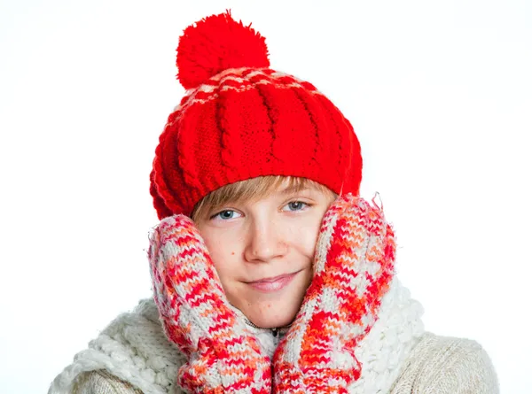 Fiatal gyönyörű fiú téli stílus portréja — Stock Fotó