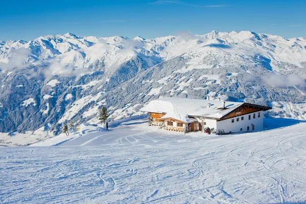 Estância de esqui na Áustria — Fotografia de Stock