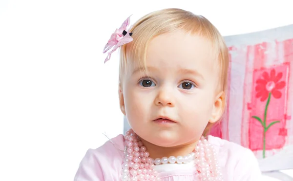 Portret van een schattige babymeisje — Stockfoto