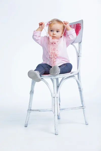 Egy imádnivaló baba lány portréja — Stock Fotó