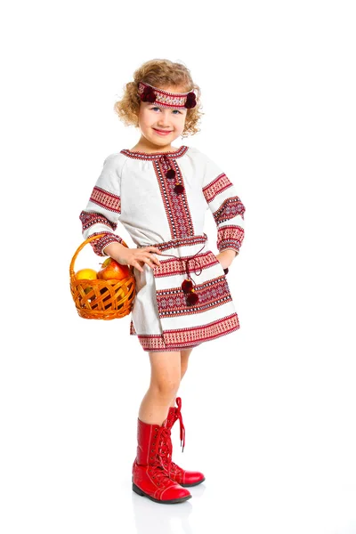 小さな女の子がウクライナの民族衣装 — ストック写真