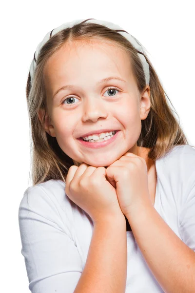 Menina feliz bonita com longos cabelos loiros em branco isolado — Fotografia de Stock