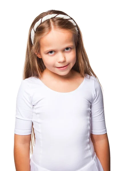 Menina bonita com cabelo loiro longo isolado sobre branco — Fotografia de Stock