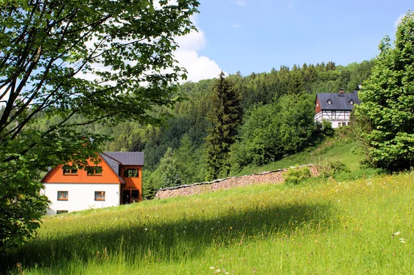 Erzgebirge idílico na Alemanha — Fotografia de Stock