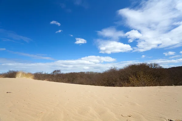 Песок и небо — стоковое фото