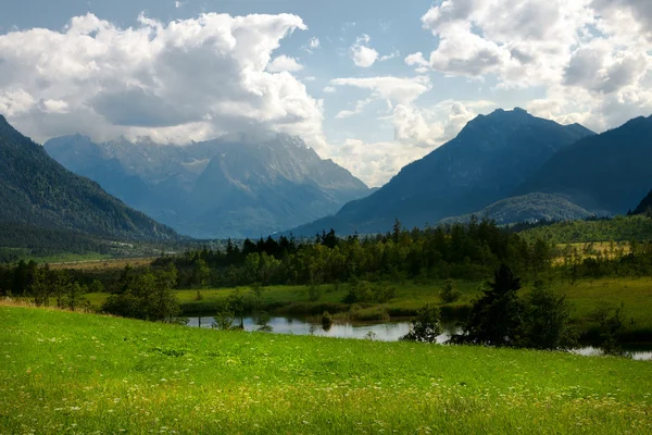Alpes no verão — Fotografia de Stock