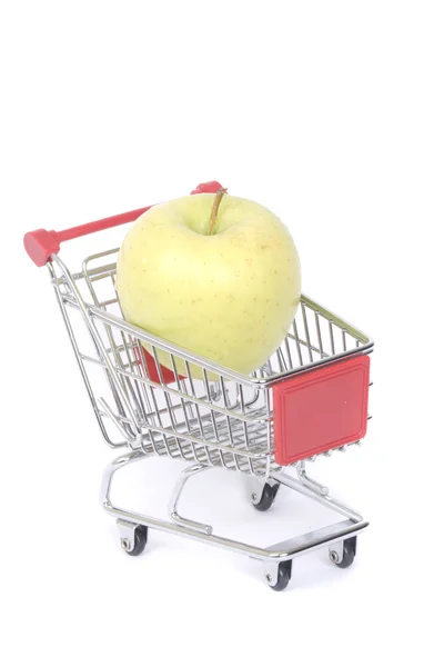 Äpfel im Supermarkt — Stockfoto
