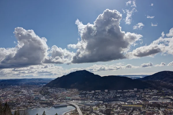 Bergen with a big sky over — Stock Photo, Image