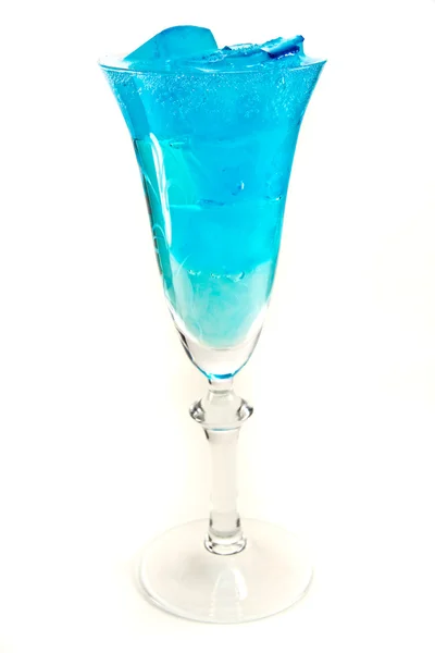 와인 유리 블루 iceubes — 스톡 사진