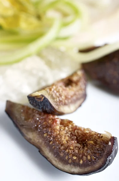 Fíky s foie a zeleninou — Stock fotografie