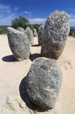 dolmenler