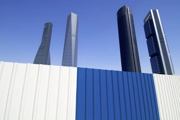 Cuatro rascacielos — Foto de Stock