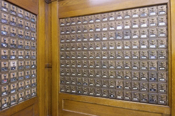 Caixas de correio forrado — Fotografia de Stock