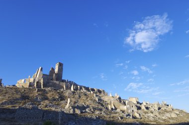 köy roden yıkıldı