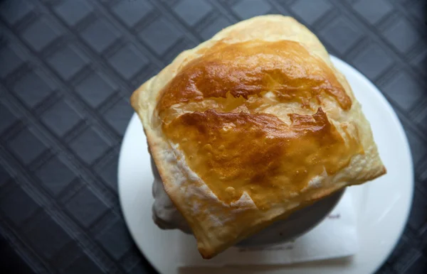 Kremalı ekmek çorbası — Stok fotoğraf