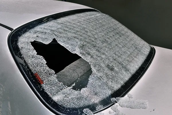 Ventana trasera climatizada coche roto — Foto de Stock