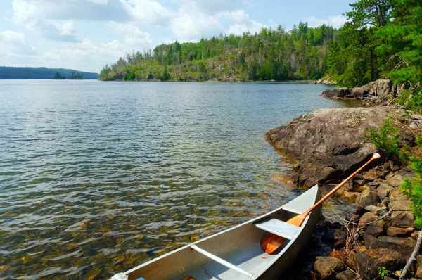 Sommartid i kanot land — Stock fotografie