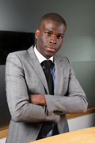 Magabiztos afro-amerikai üzletember — Stock Fotó