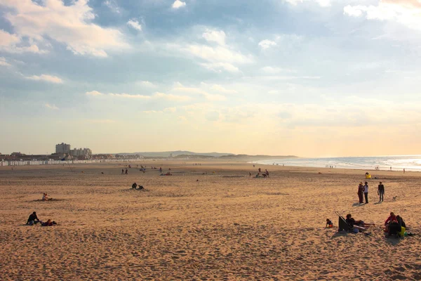 Coucher de soleil sur la plage de Boulogne sur mer en France — Photo