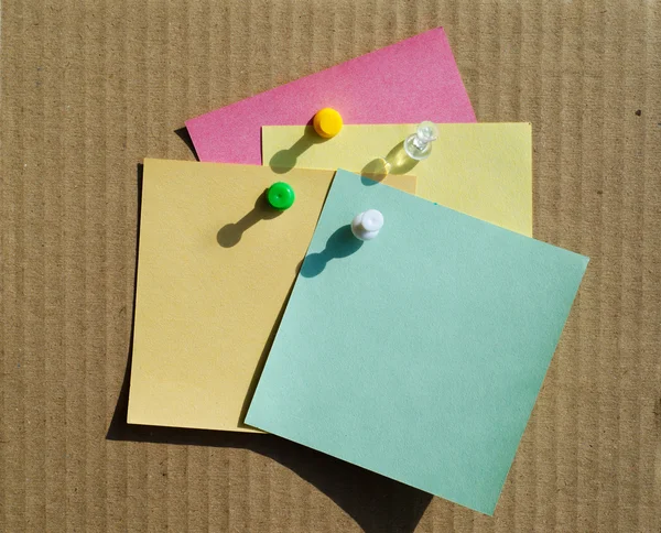 Color notepaper and clips — Stock Photo, Image