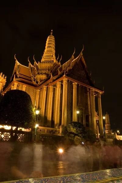 Wat phra kaew w nocy — Zdjęcie stockowe