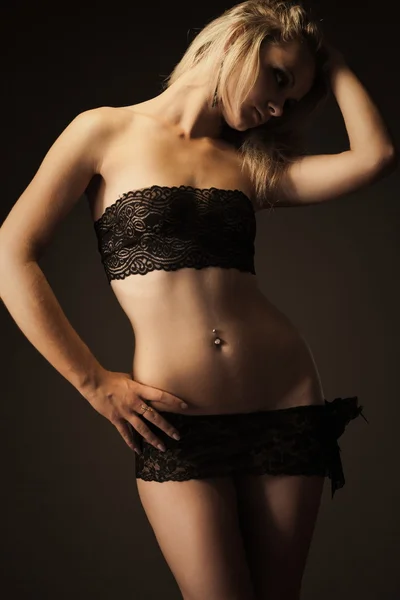 Ritratto sensuale in lingerie di pizzo — Foto Stock