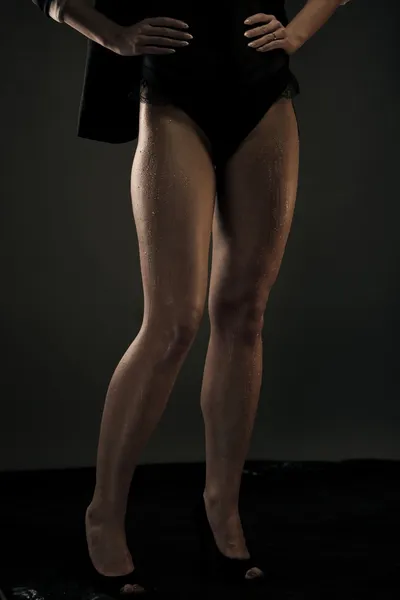 Schöne Beine der Frau — Stockfoto