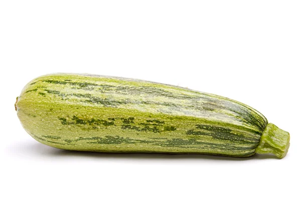 白色背景的Zucchini — 图库照片