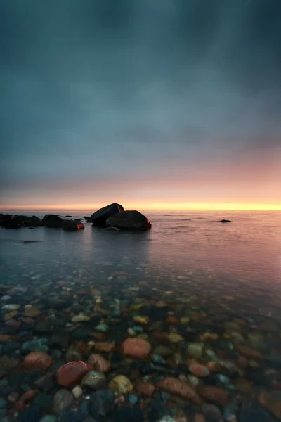 穏やかな湾の夕日 — ストック写真