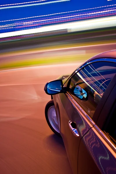Auto rijden snel — Stockfoto