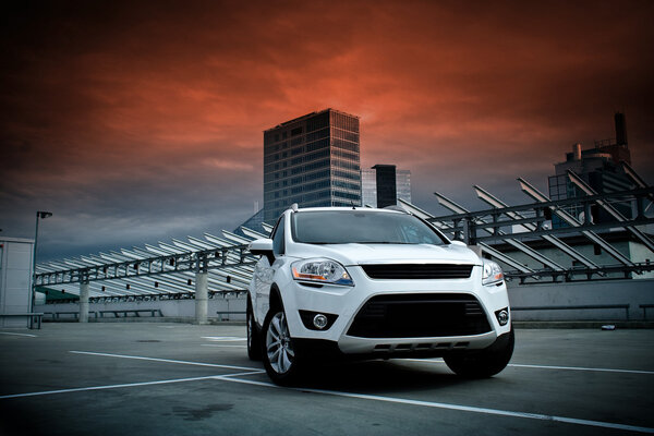 Компактный внедорожник
