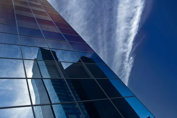 Reflection of skyscraper — Stock Photo, Image