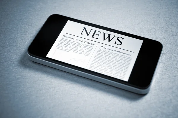 Noticias en Smartphone móvil — Foto de Stock