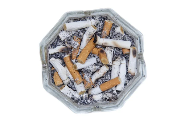 Попільничка з сигаретними прикладами — стокове фото