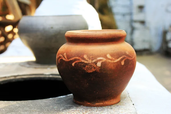 Ukrainian clay pot — Stock Photo, Image