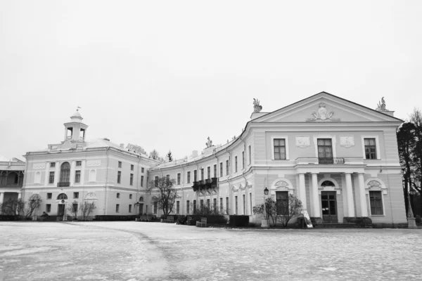 Het paleis in pavlovsk — Stockfoto