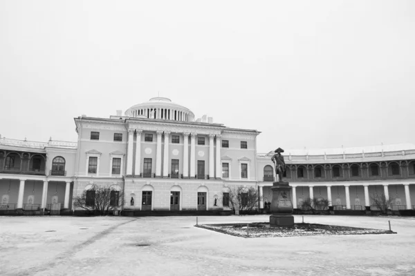 Το παλάτι στην pavlovsk — Φωτογραφία Αρχείου