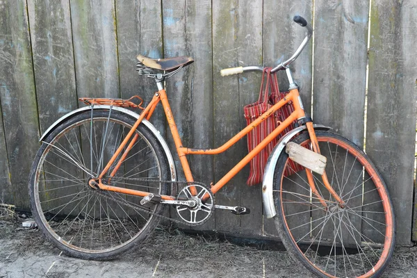 Bicicleta vieja — Foto de Stock