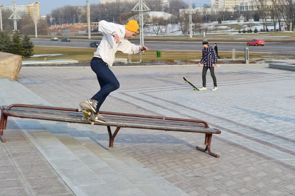 Skateboarden — Stockfoto