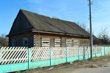 eski kırsal görünümünü evi terk etti.