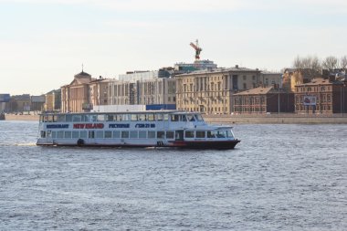 Neva Nehri manzaralı, St. Petersburg.