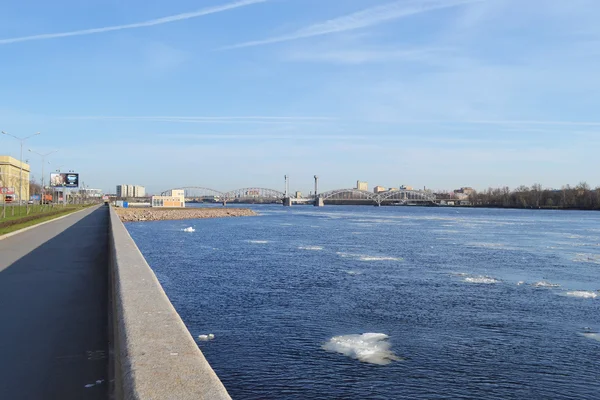 Neva river, St.Petersburg — Stockfoto