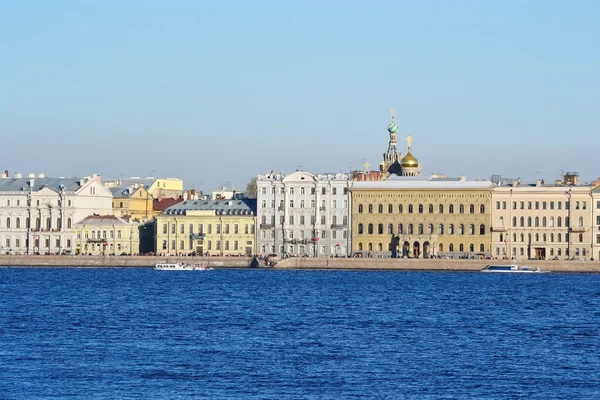 Vue de la partie centrale de Saint-Pétersbourg — Photo