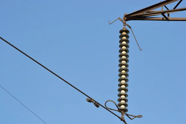 Fragment jakim pylon zapewnia energię elektryczną — Zdjęcie stockowe