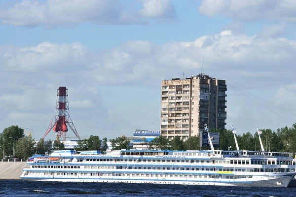 Embankment of the Neva river, St.Petersburg — Stock Photo, Image