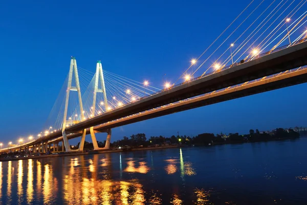Most wantowy w nocy — Zdjęcie stockowe