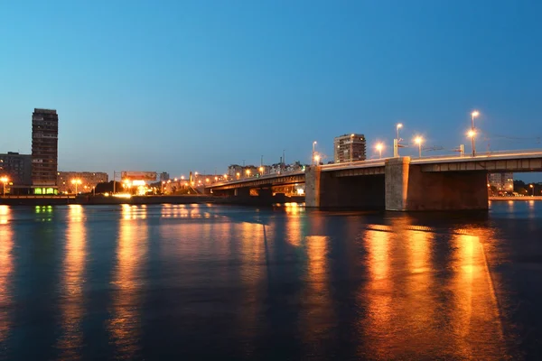 Volodarsky brug bij nacht — Stockfoto