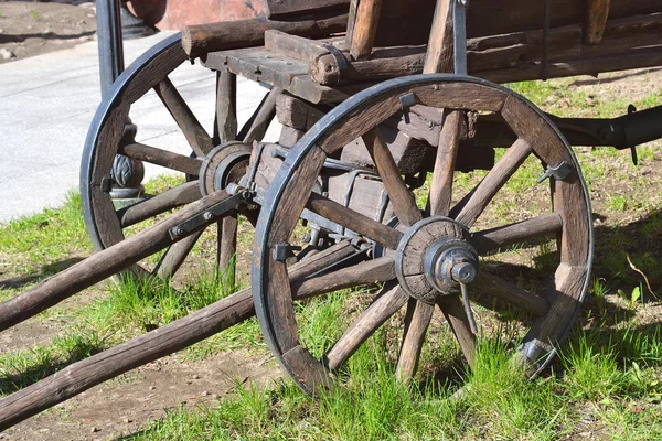 Old antique wagon — Stock Photo, Image