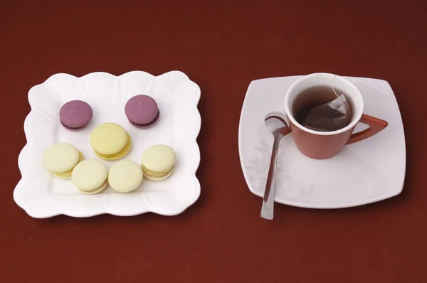 Fincan çay ve gülümseme macaroons kadife masa örtüsü (3 üzerinde)
