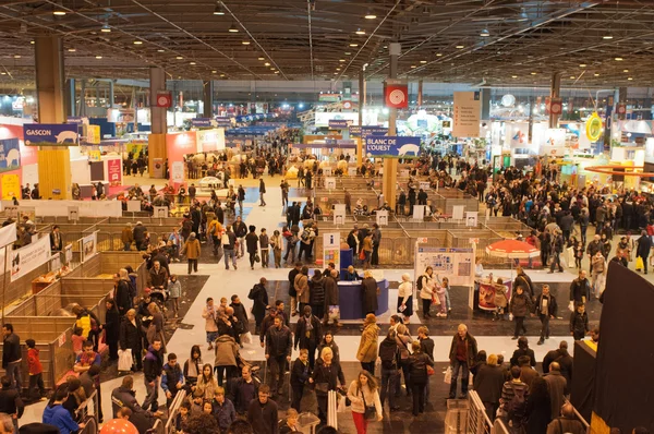 ПАРИЖ - 26 февраля: The Paris International Agricultural Show 2012 - Top view of the show — стоковое фото